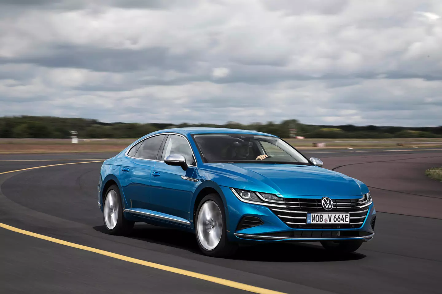 2020 წლის Volkswagen Arteon eHybrid