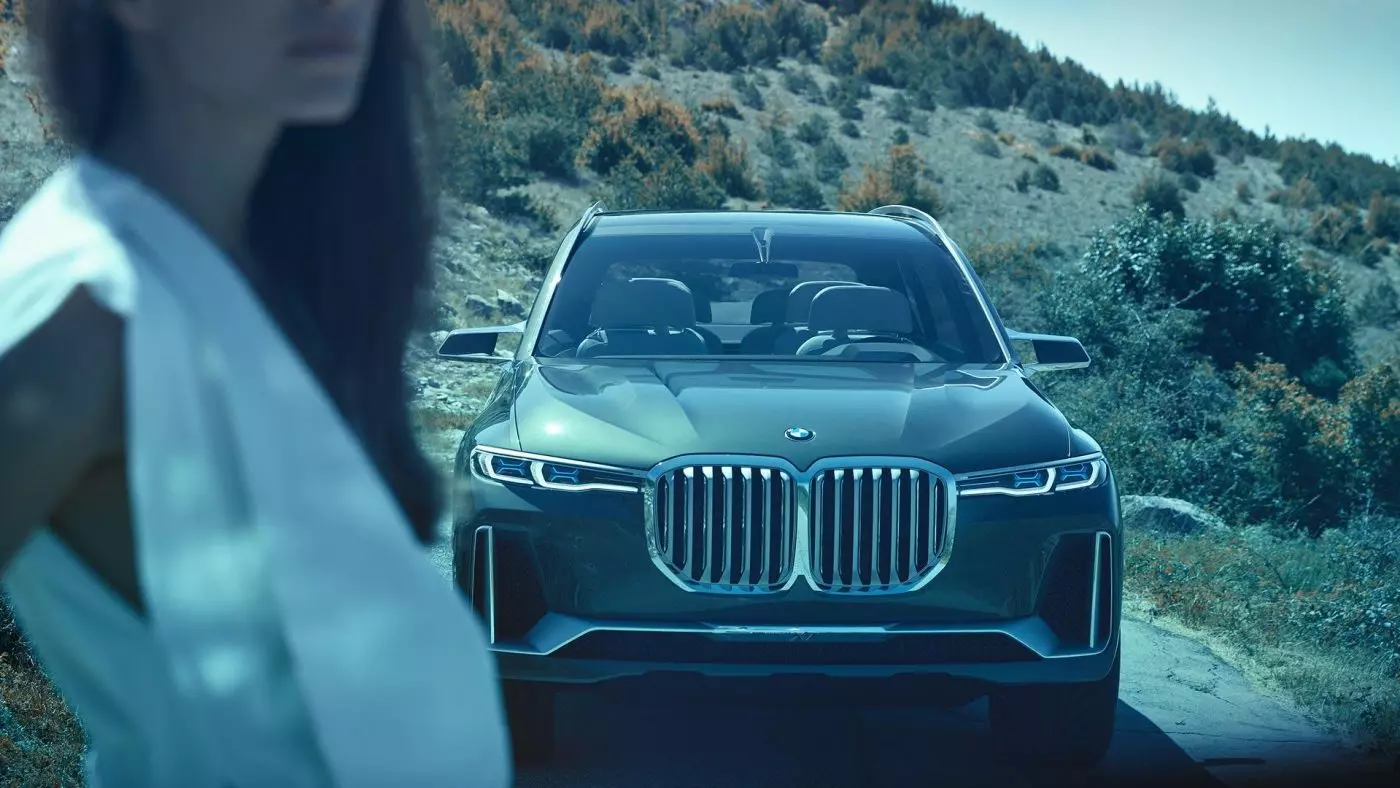 BMW ጽንሰ X7 iPerformance