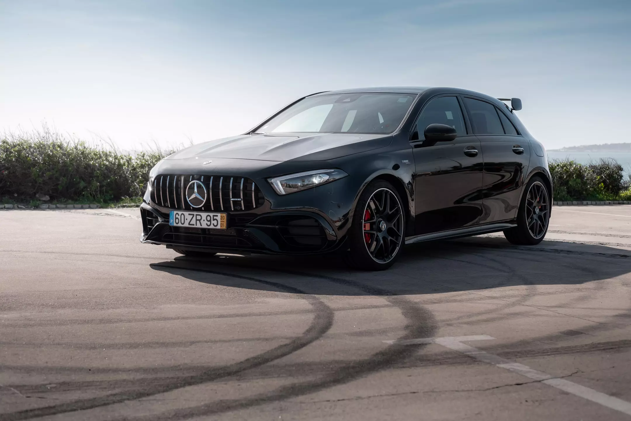 Mercedes-AMG A 45 S aktar bil-mod minn Renault Mégane R.S. Trophy-R fuq in-Nürburgring. Għaliex? 10259_1