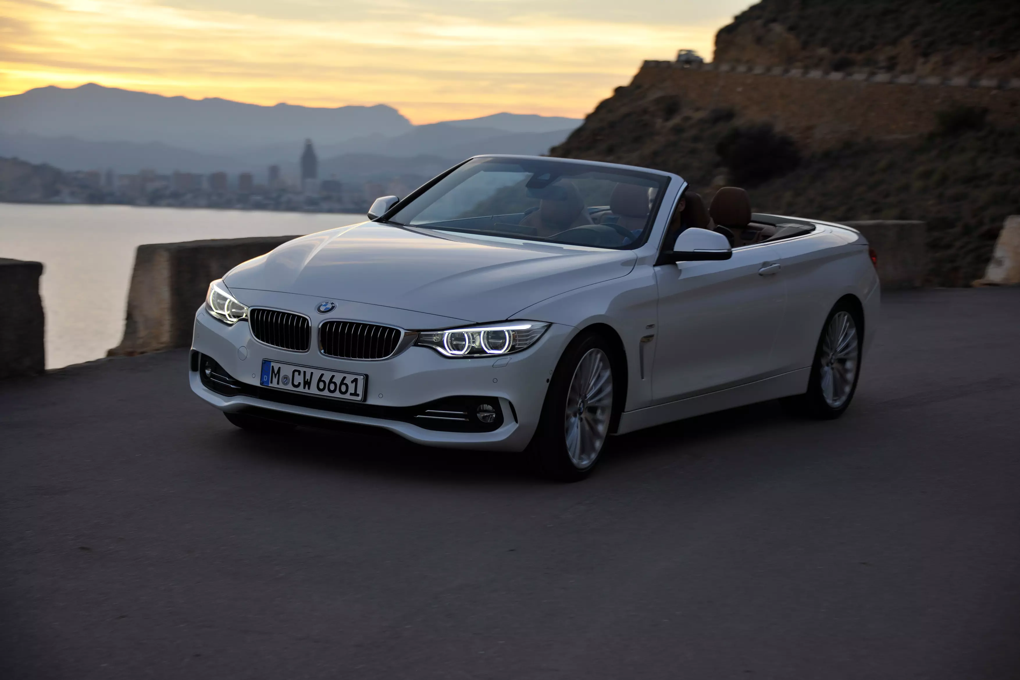 Cabrio BMW 4 белый матовый