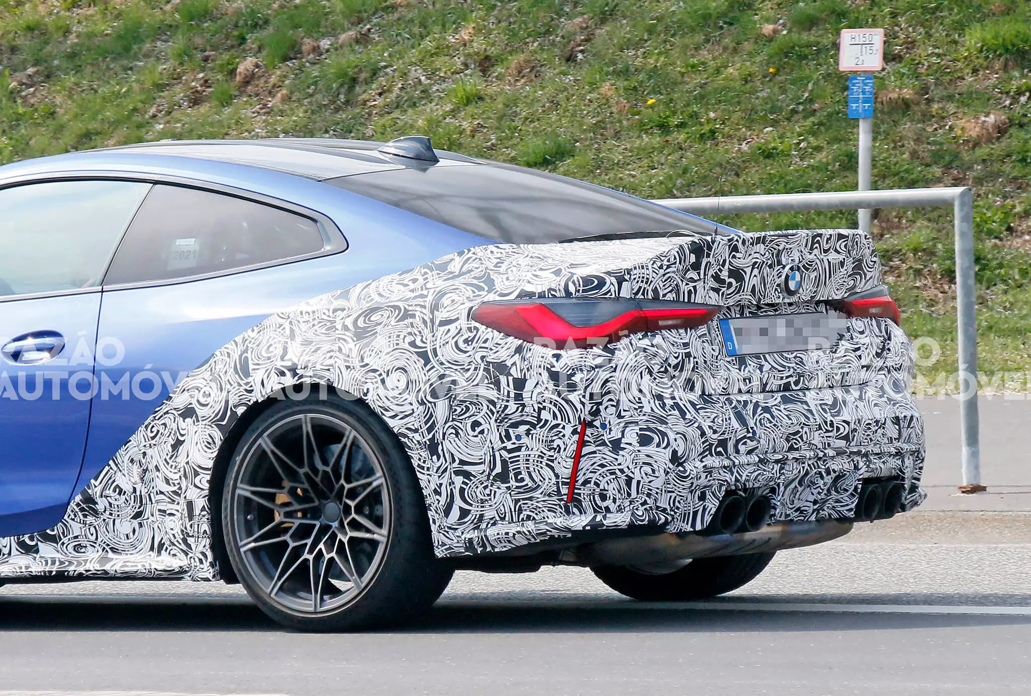 BMW M4 CS/CSL Spy Photos