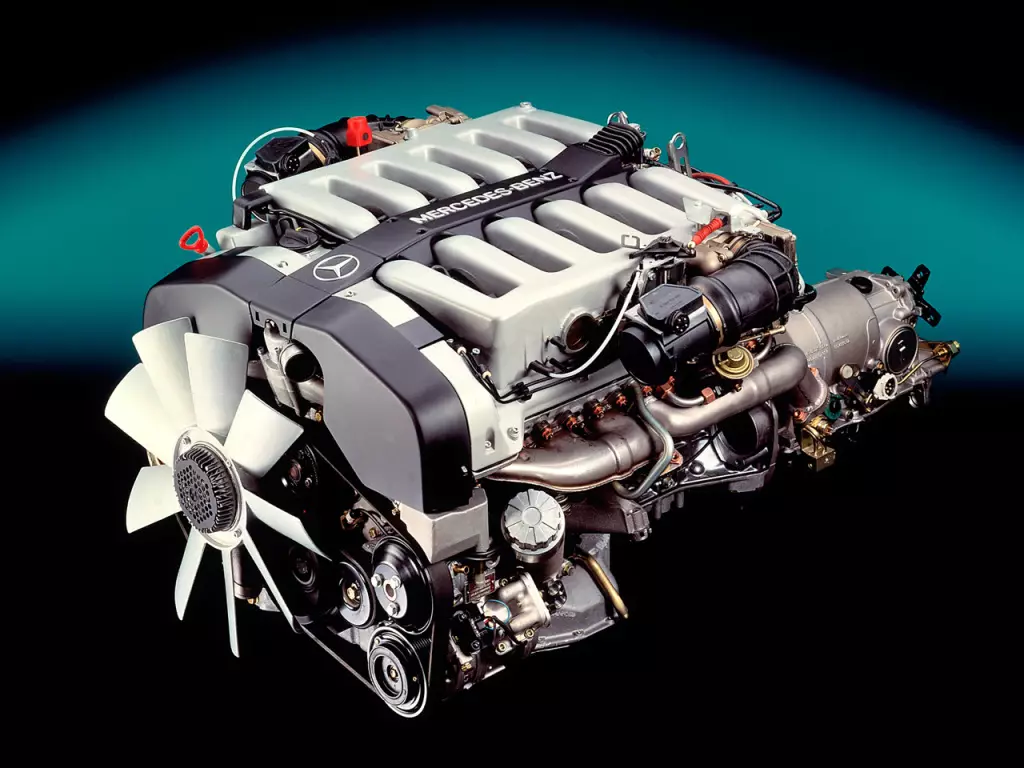 Mercedes engine m120