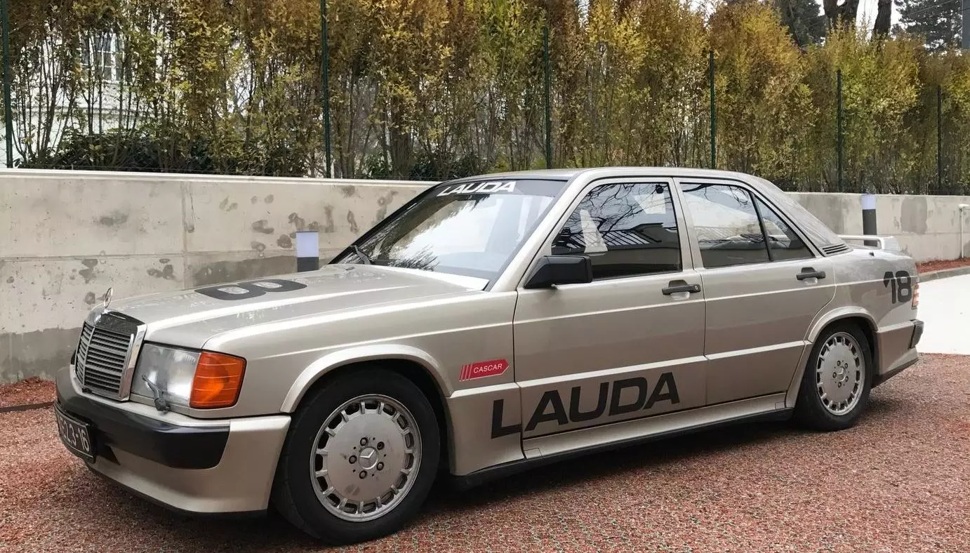 Mercedes 190 E Ники Лауда