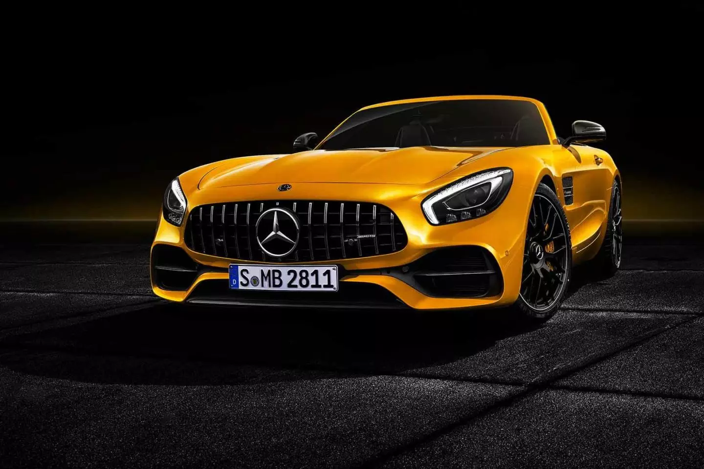 Родстер Mercedes-AMG GT S