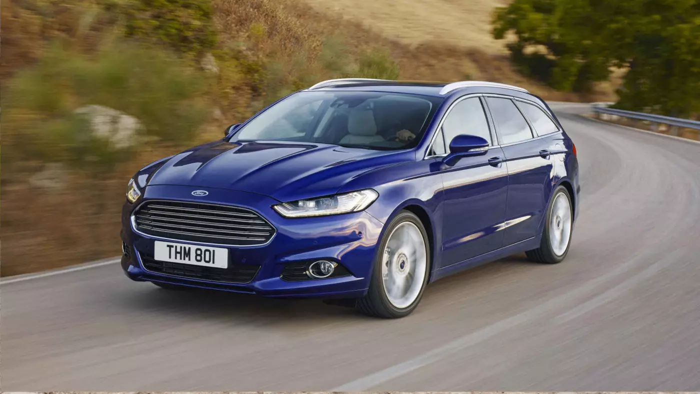 ក្រុមហ៊ុន Ford Mondeo SW