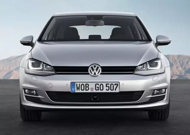 Priserna på nya Volkswagen Golf VII 2013 är redan kända 10794_2