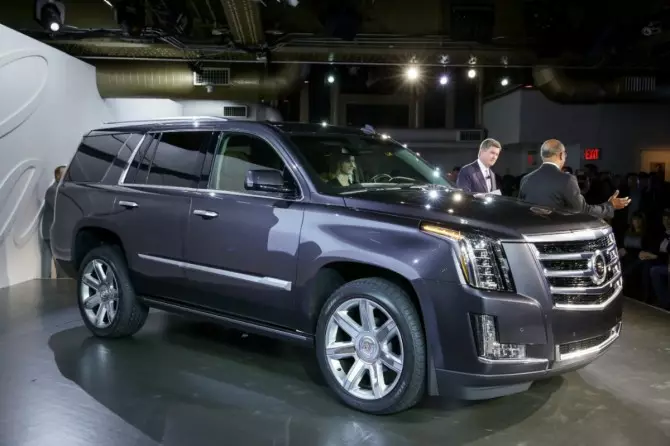 2015 Odhalení CadillacEscalade02