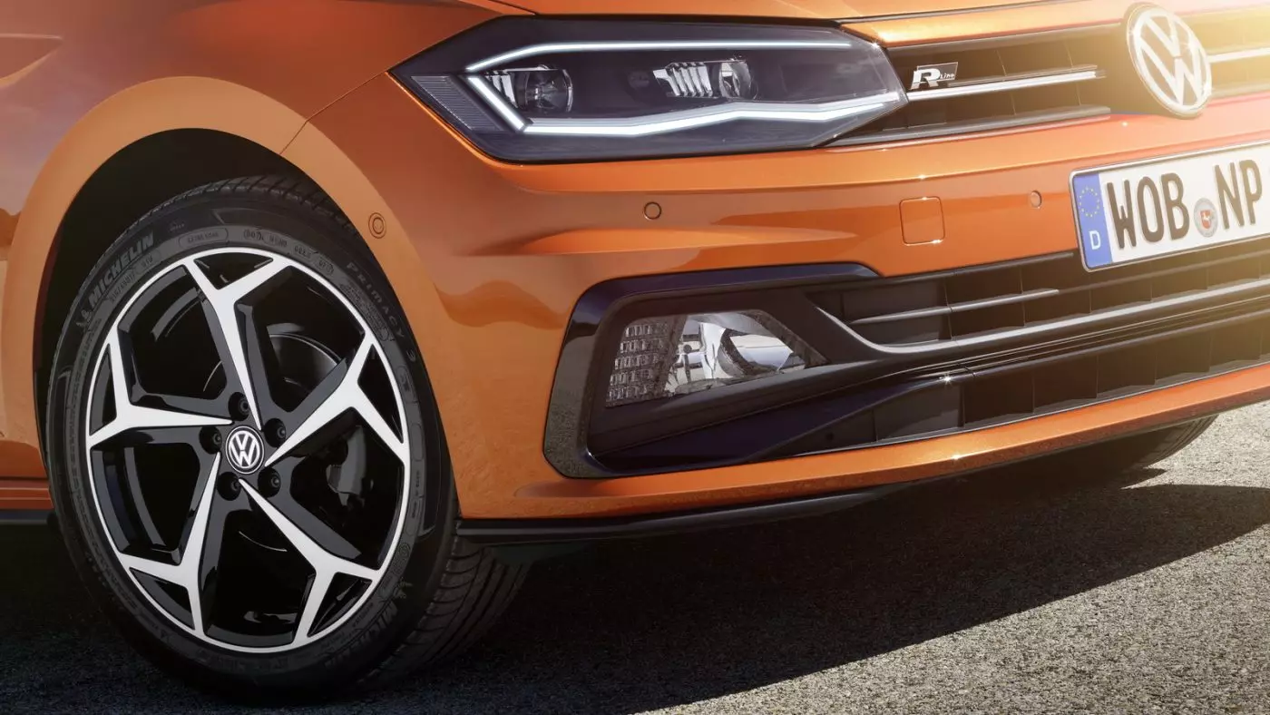 2017 Volkswagen Polo - detalye sa harap