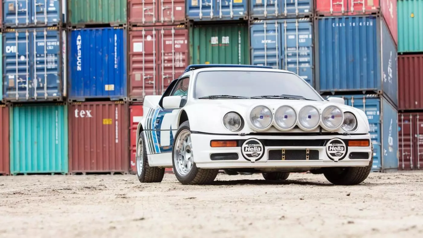 1986 تطور فورد RS200