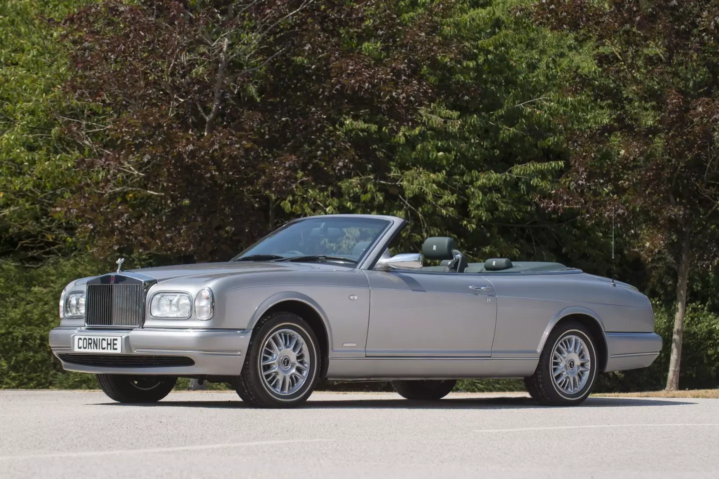 IRolls-Royce Corniche Convertible 2002