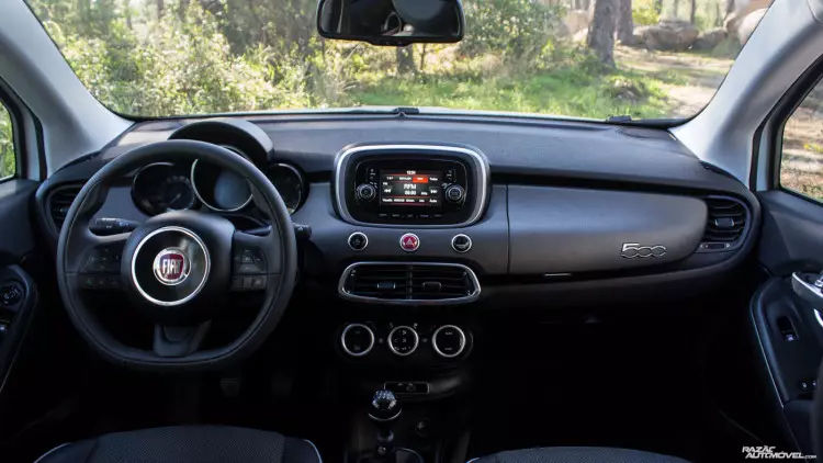 I-Fiat 500 X-8