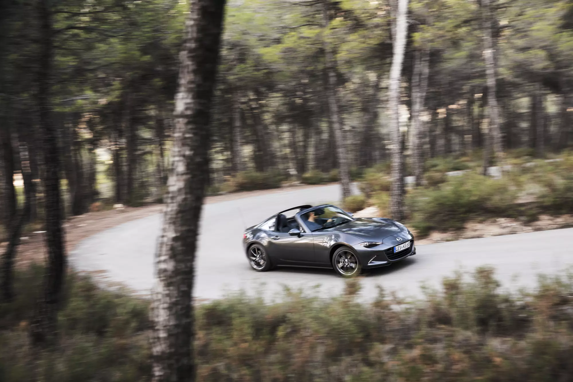 عند مقود Mazda MX-5 RF الجديد 11074_3