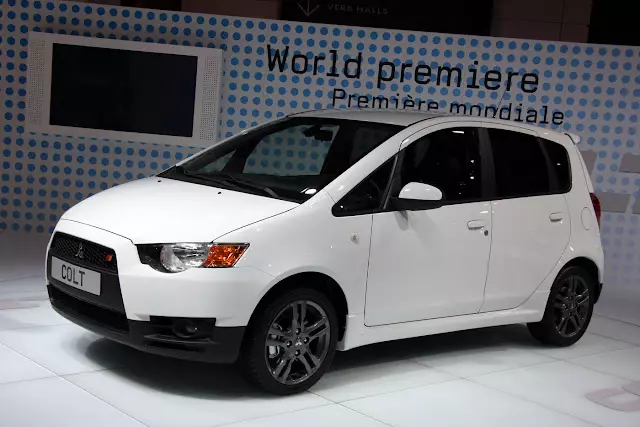 Mitsubishi Colt bi bihayên ku bi qeyranê re şer bikin 11148_1