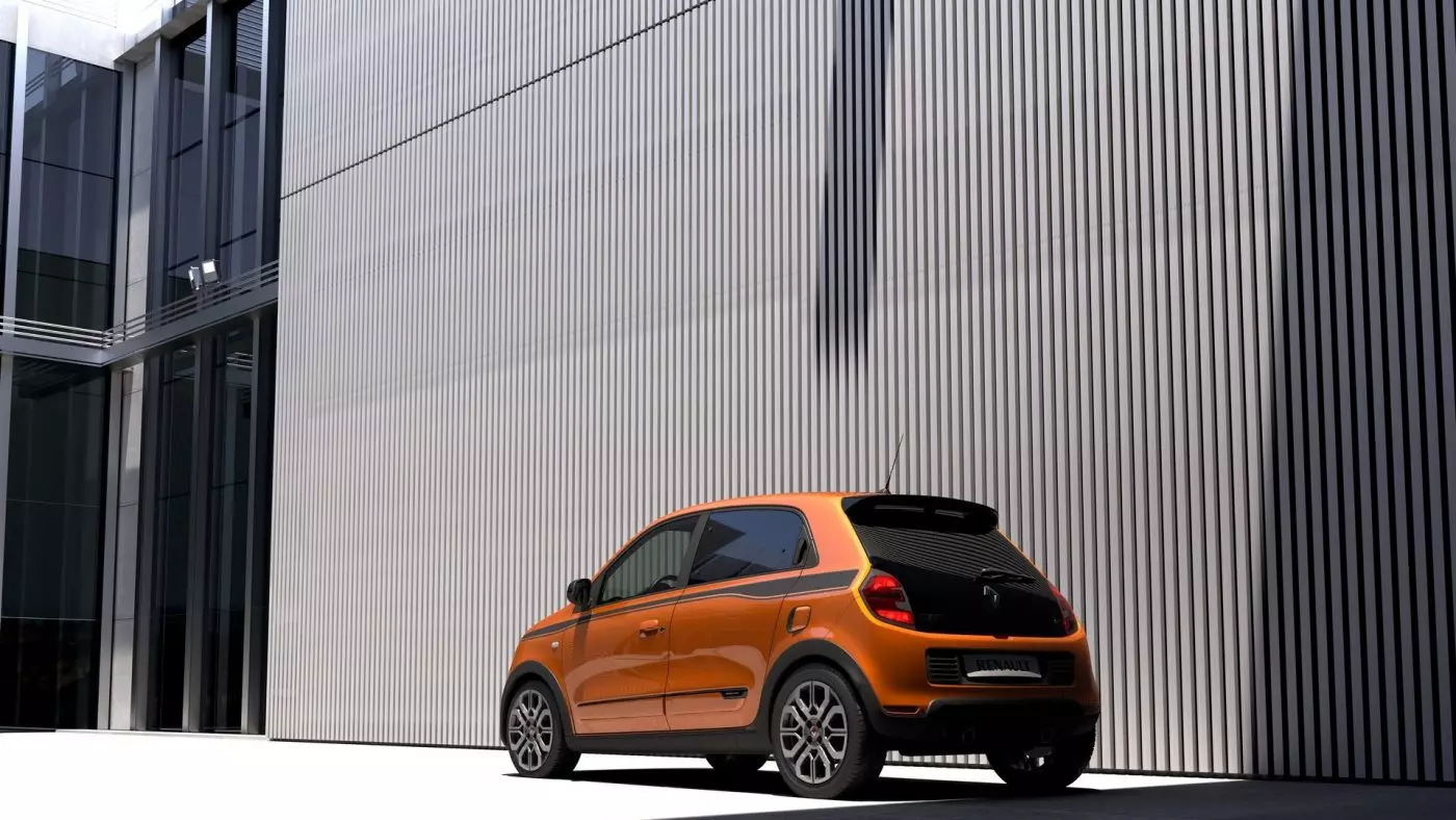 Renault Twingo GT: pusa ta'avale tusi, uili tua ma le malosi 110 hp 11150_2