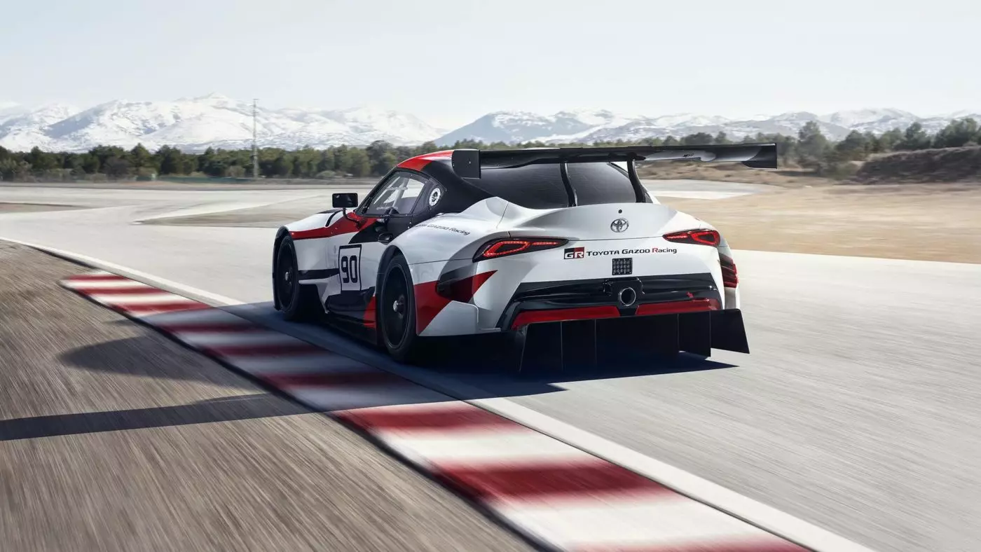 Toyota GR Supra Racing koncepció