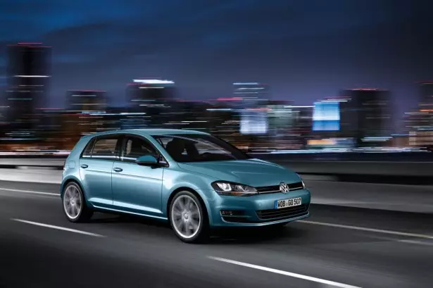 Volkswagen Golf VII 2013: Kaikki mitä haluat tietää saksalaisen merkin uudesta bestsellerestä! 11277_1