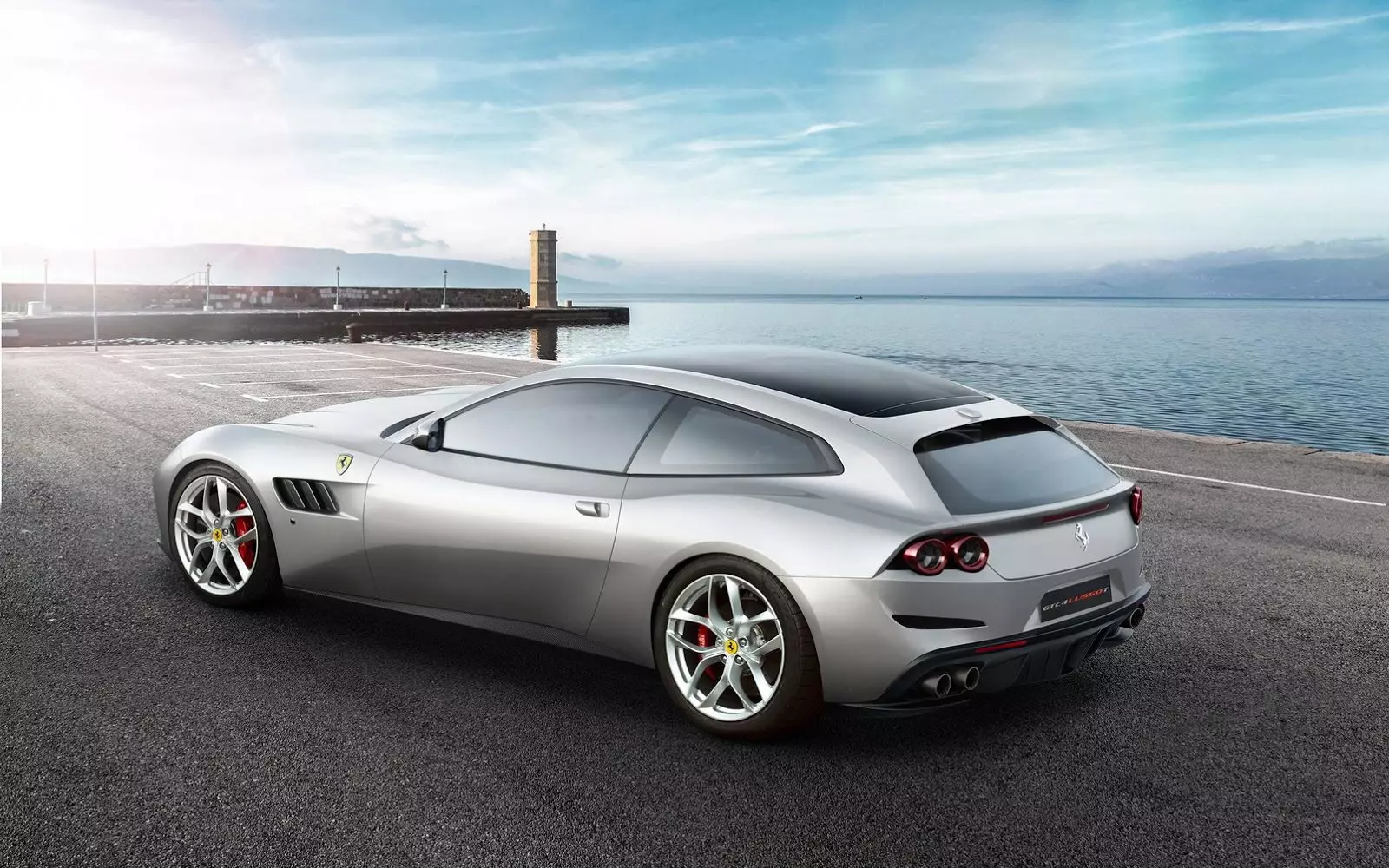 เฟอร์รารี GTC4 Lusso T