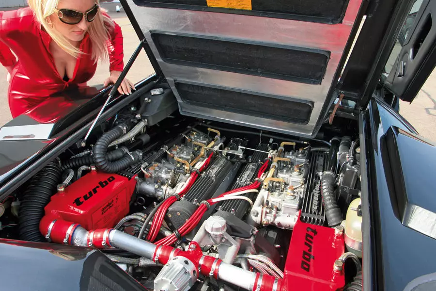 Lamborghini Countach Turbo, V12