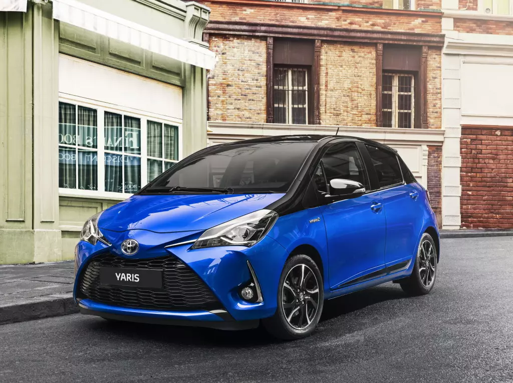 Toyota Yaris Hybrid: Si sillet i vetmi SUV hibrid në treg? 11438_3