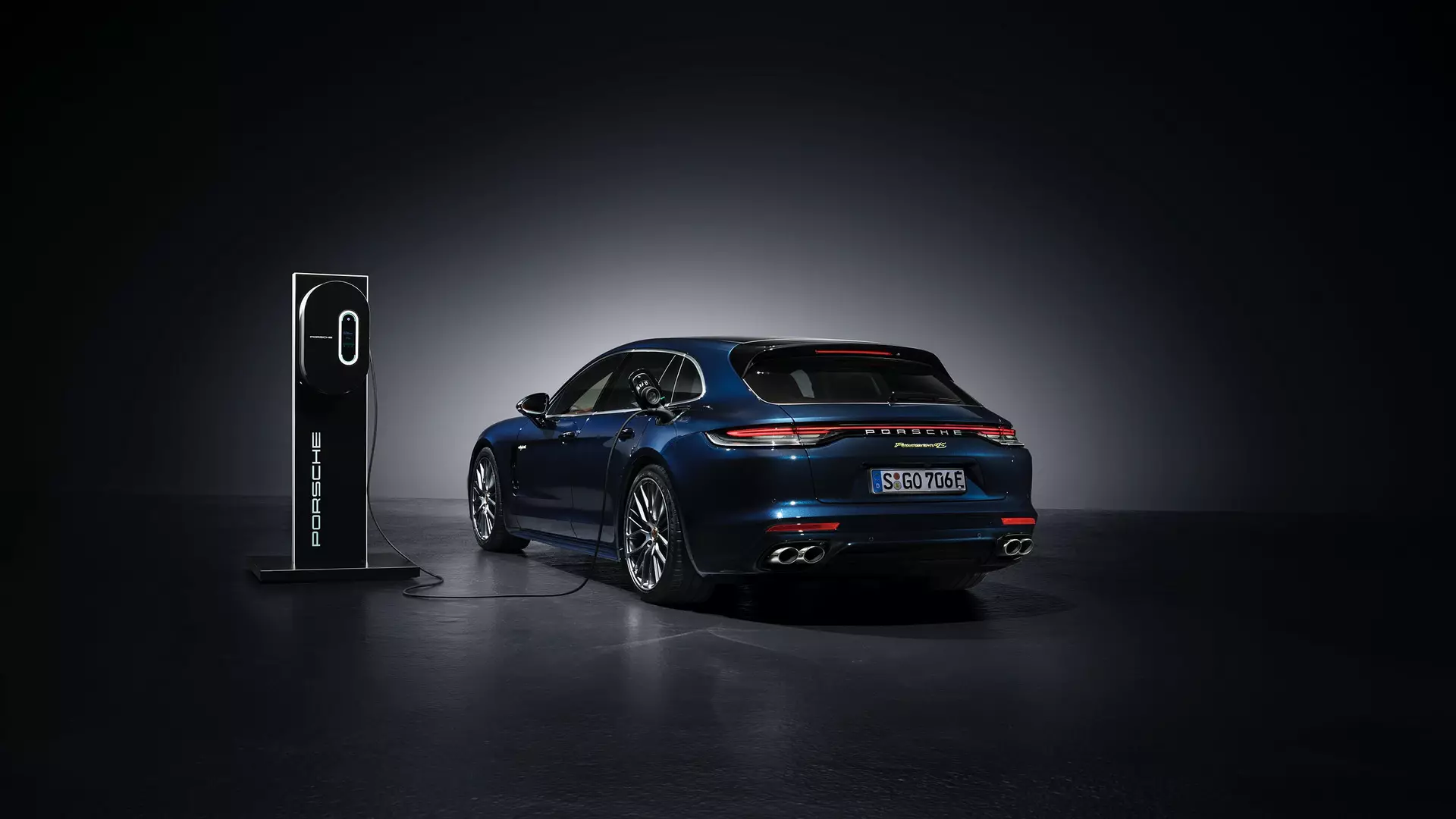 Porsche Panamera 4S E-하이브리드 스포츠 투리스모 2021