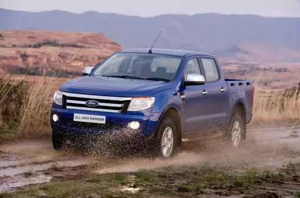 Ford Ranger vernietigt competitie en wint International Pick-Up Award 2013 11533_2