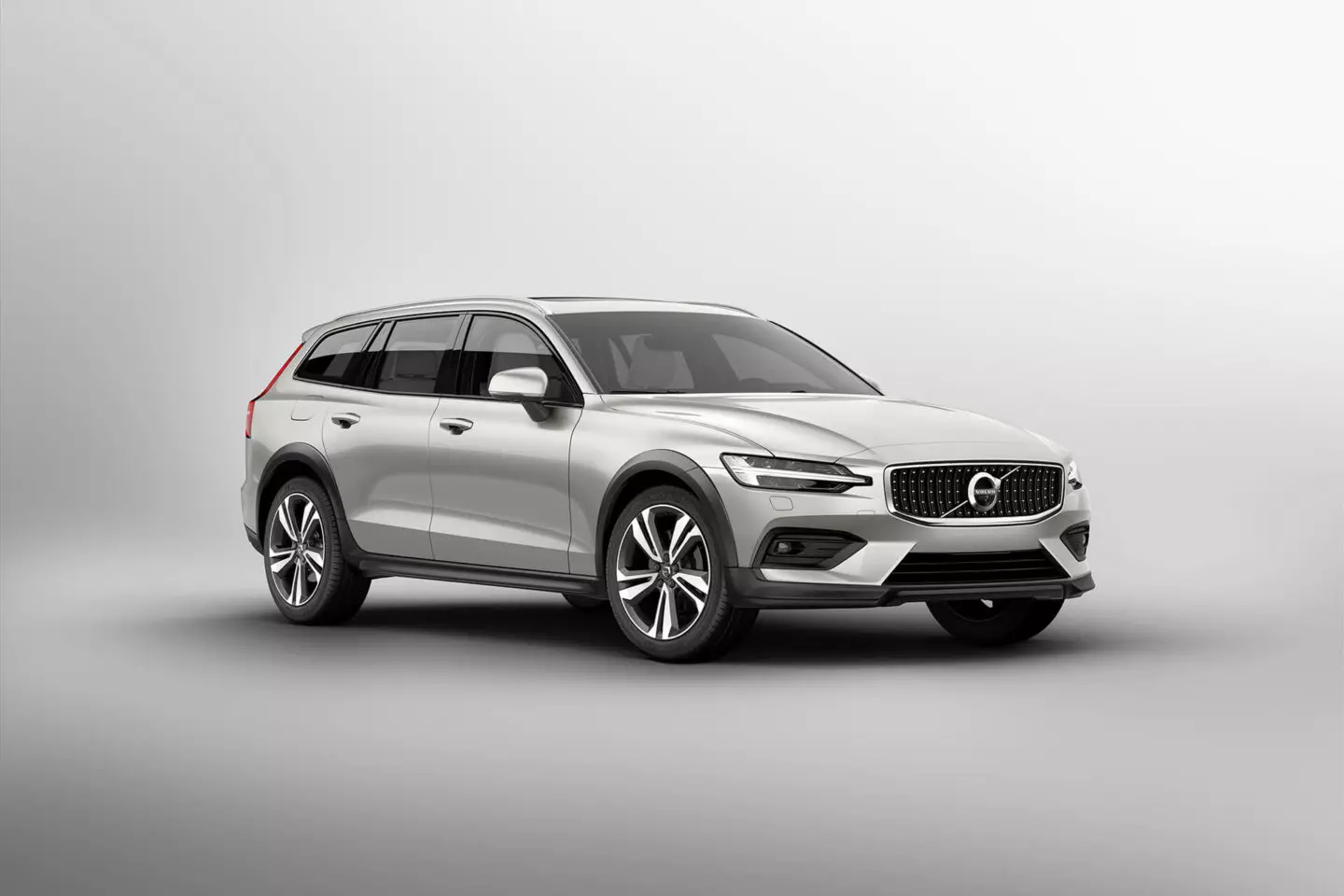 Volvo V60 Muchinjikwa Nyika 2019