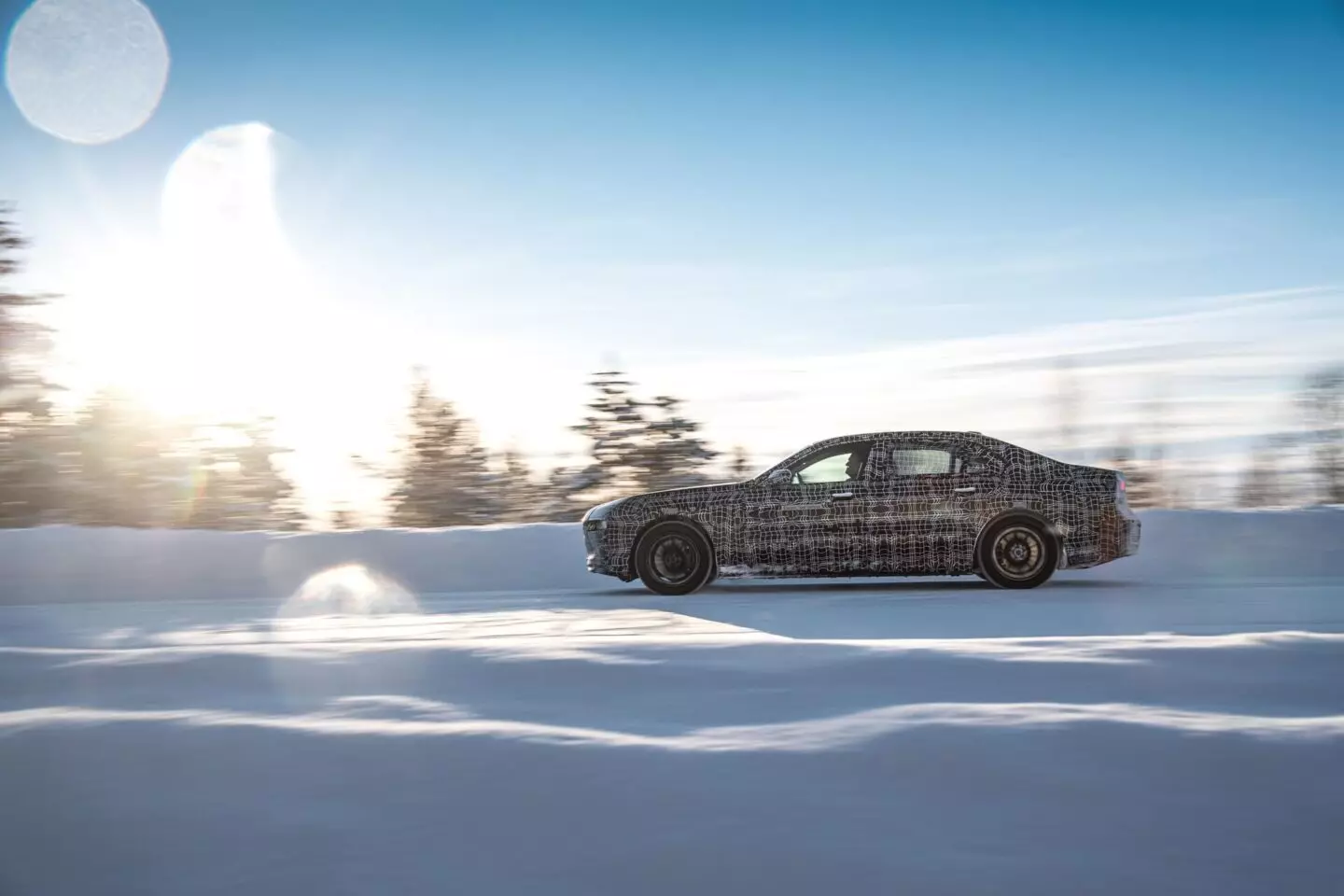 BMW i7 špijunske fotografije