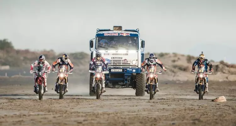 kamaz dakar ၁