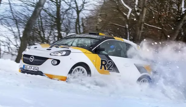 opel_Adam_r2_rally_01