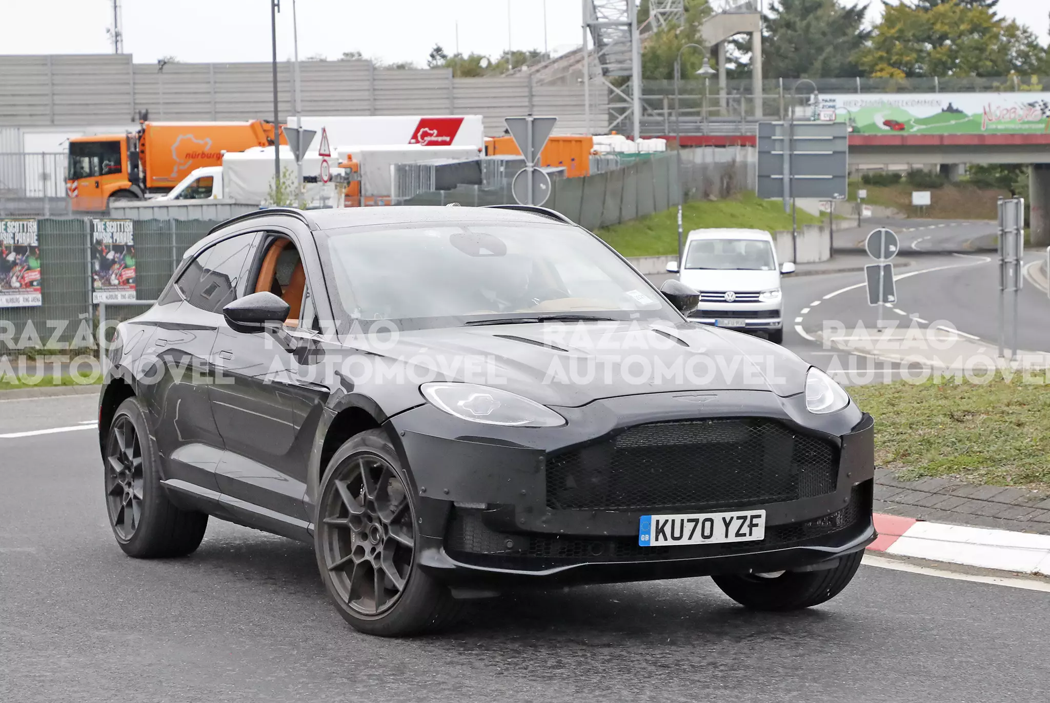 Aston MARtin DBX V12 špijunske fotografije