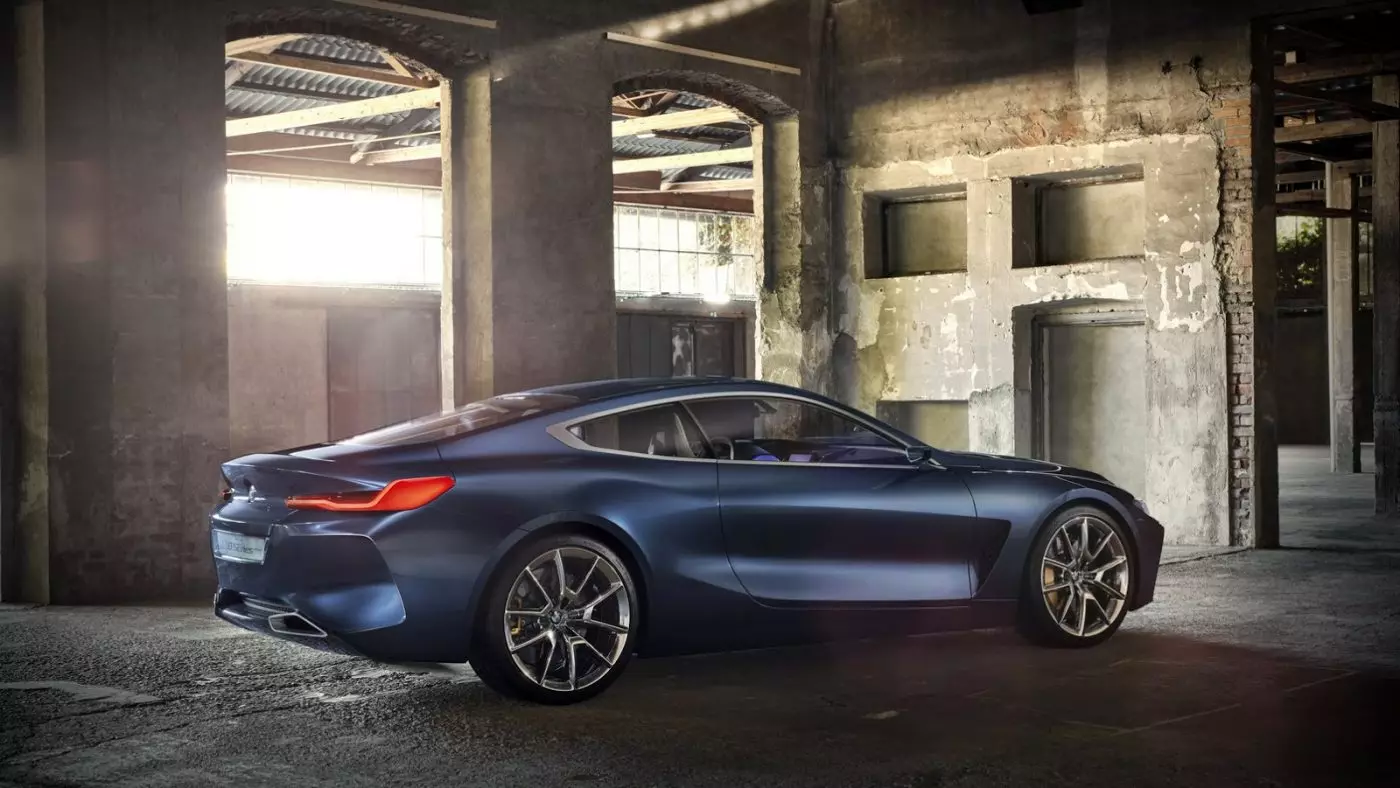 2017 BMW Concept 8 andiany