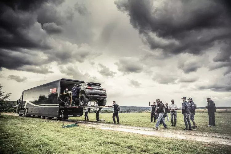 Peugeot 2008 DKR5