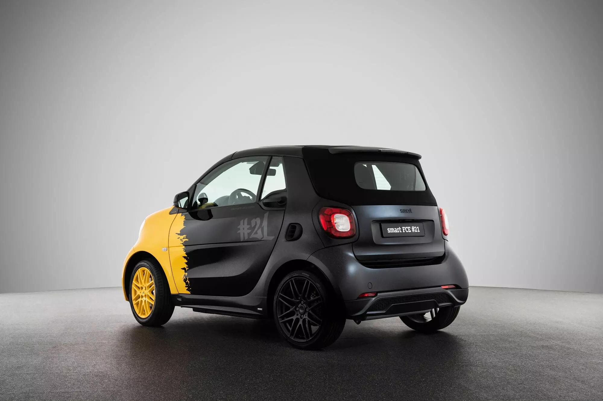 Нашри ниҳоии коллексияи Smart fortwo