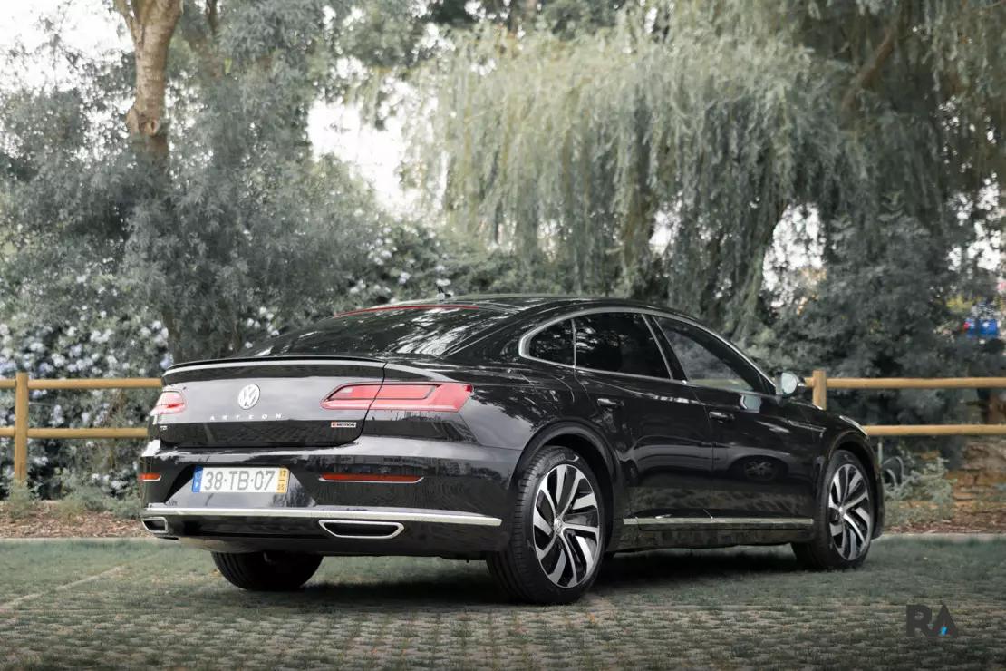 ក្រុមហ៊ុន Volkswagen Arteon