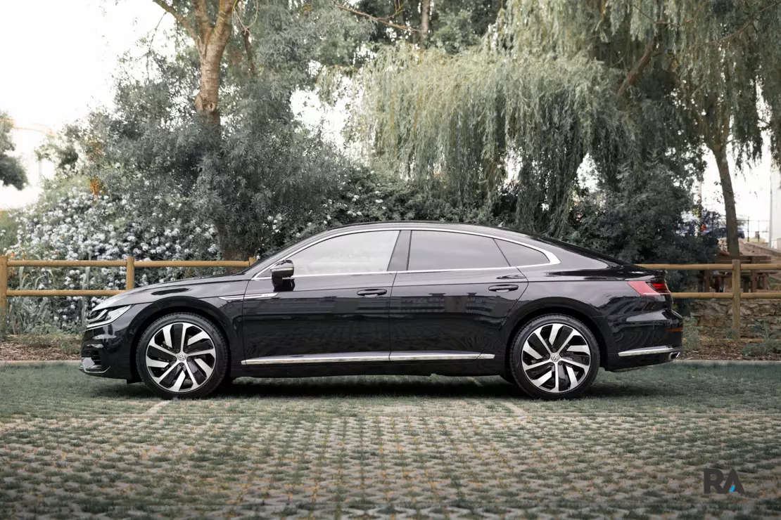 ក្រុមហ៊ុន Volkswagen Arteon