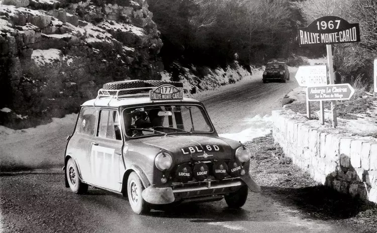 Austin Mini s výkonem 170 koní při 11 500 ot./min. 12533_3