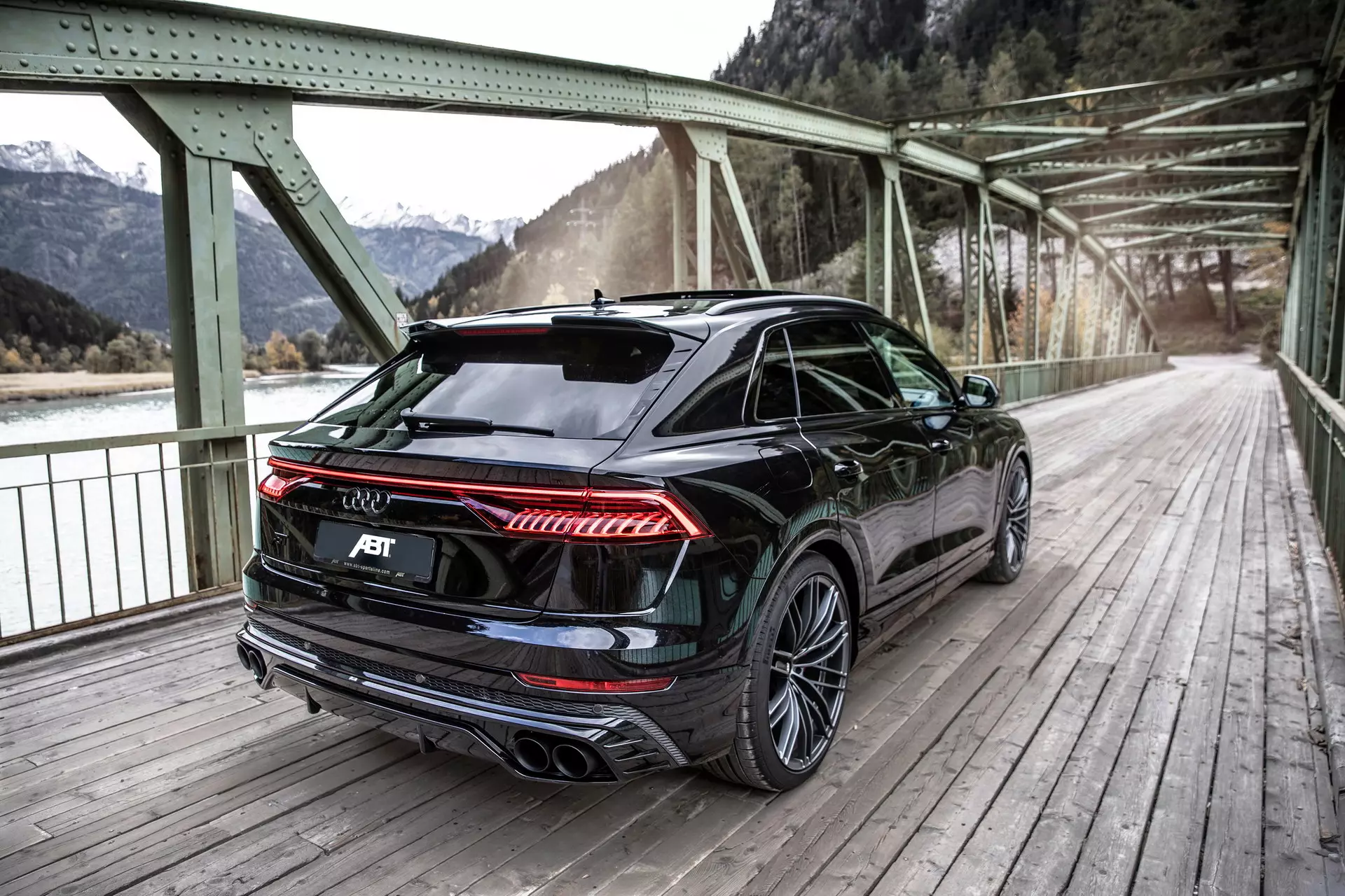 Audi SQ8 AB