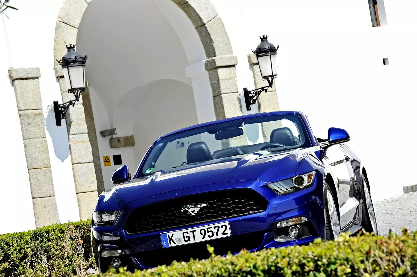 Ta hanyar Alentejo a motar sabon Ford Mustang 12619_3