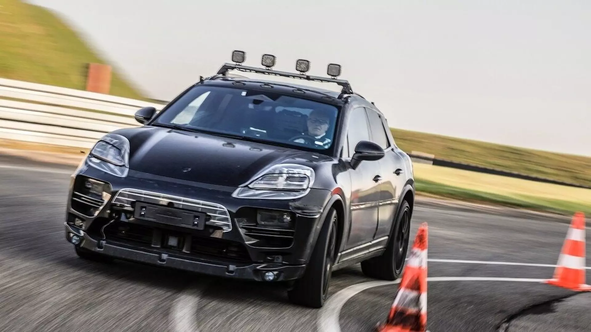 porsche-macan-električni