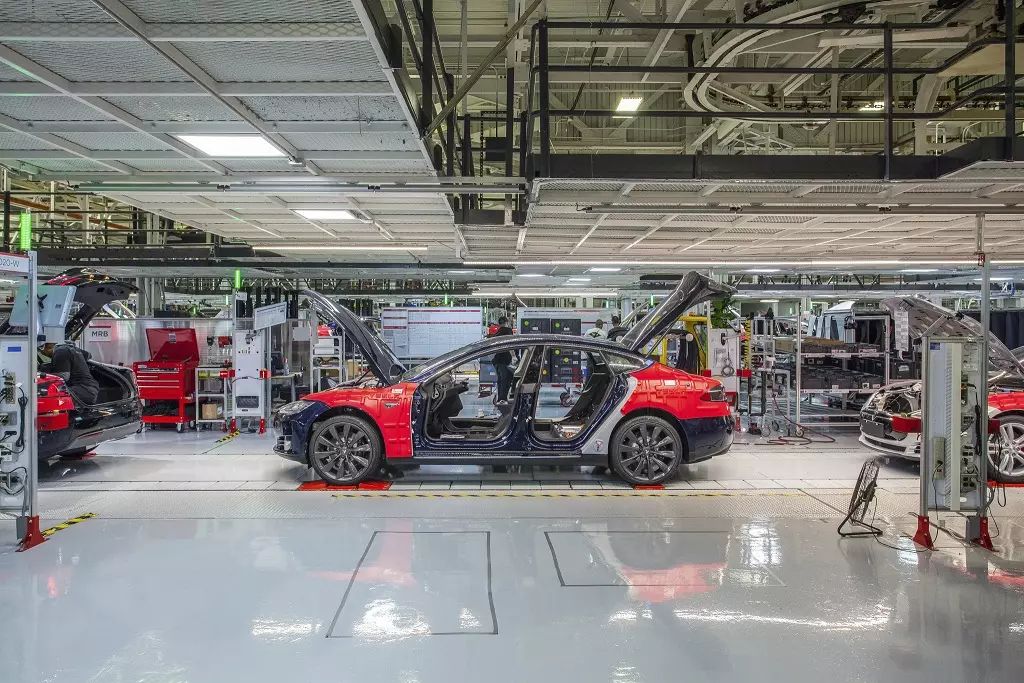 Tesla Model S מייצרת את Fremont 2018