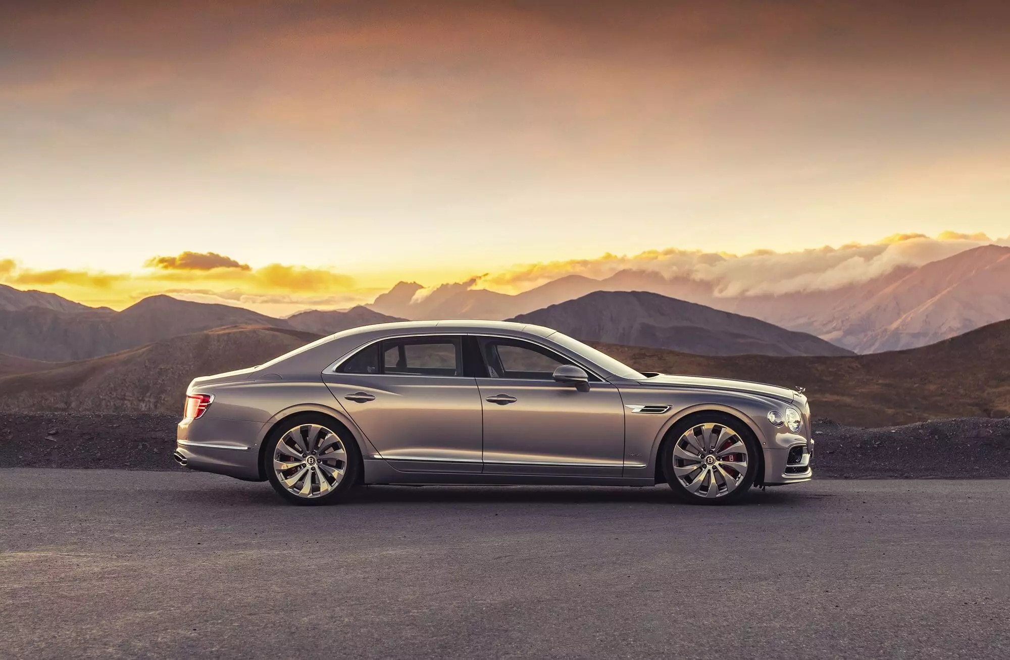 Bentley Flying Spur_