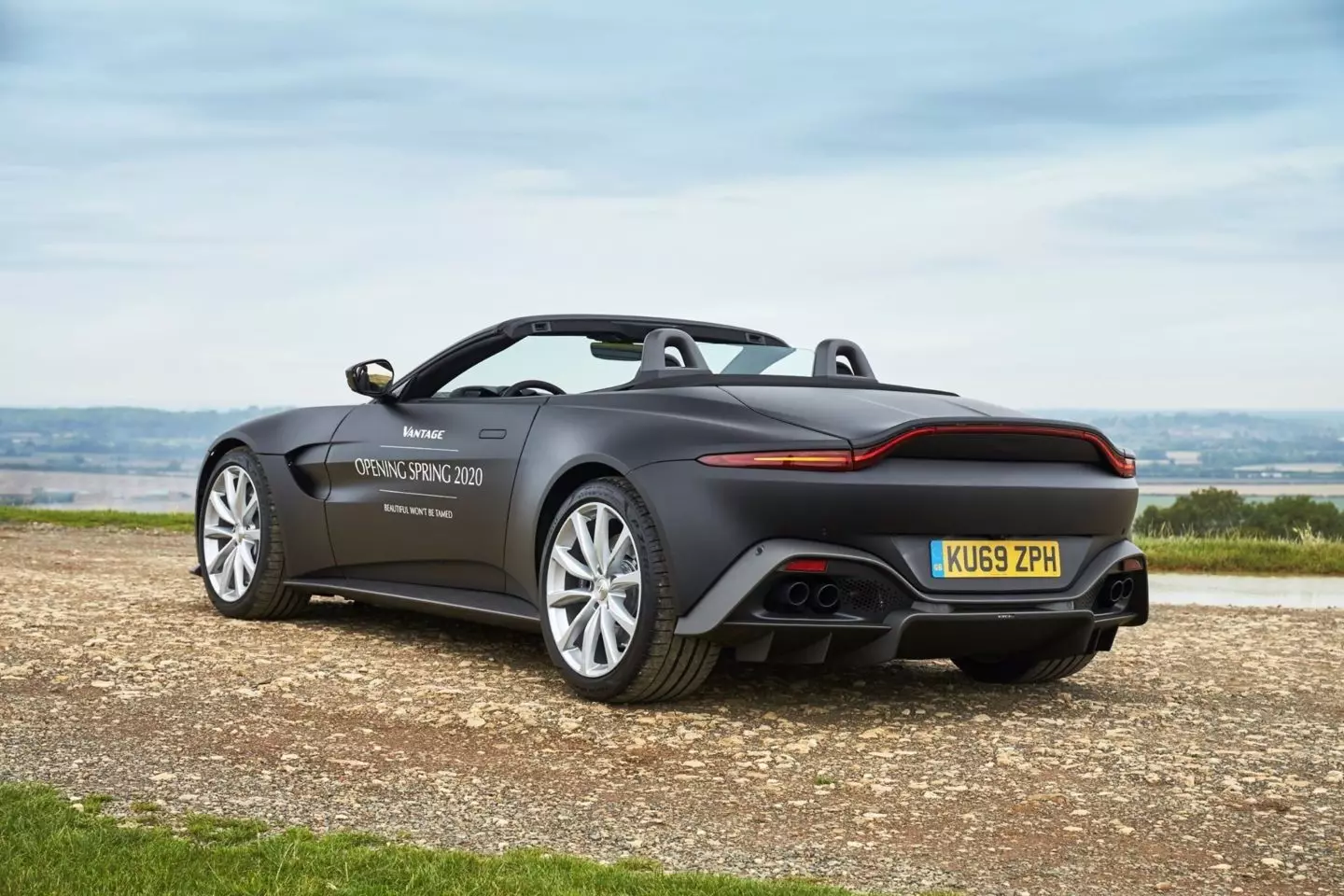 Aston Martin Wantage Roadster