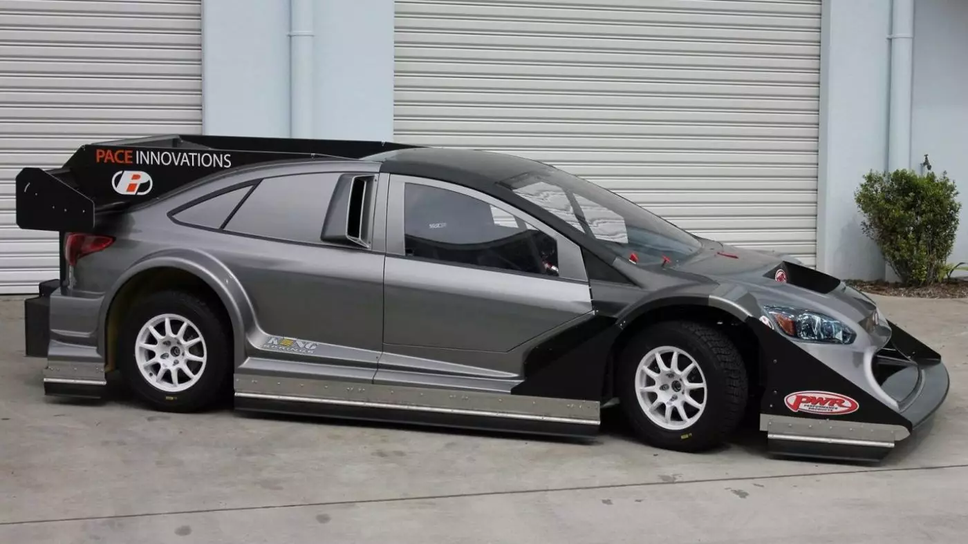 Ford Focus Pikes cho'qqisi