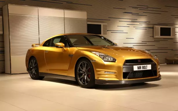 Otu Nissan na Usain Bolt mebere GT-R pụrụ iche 13012_1