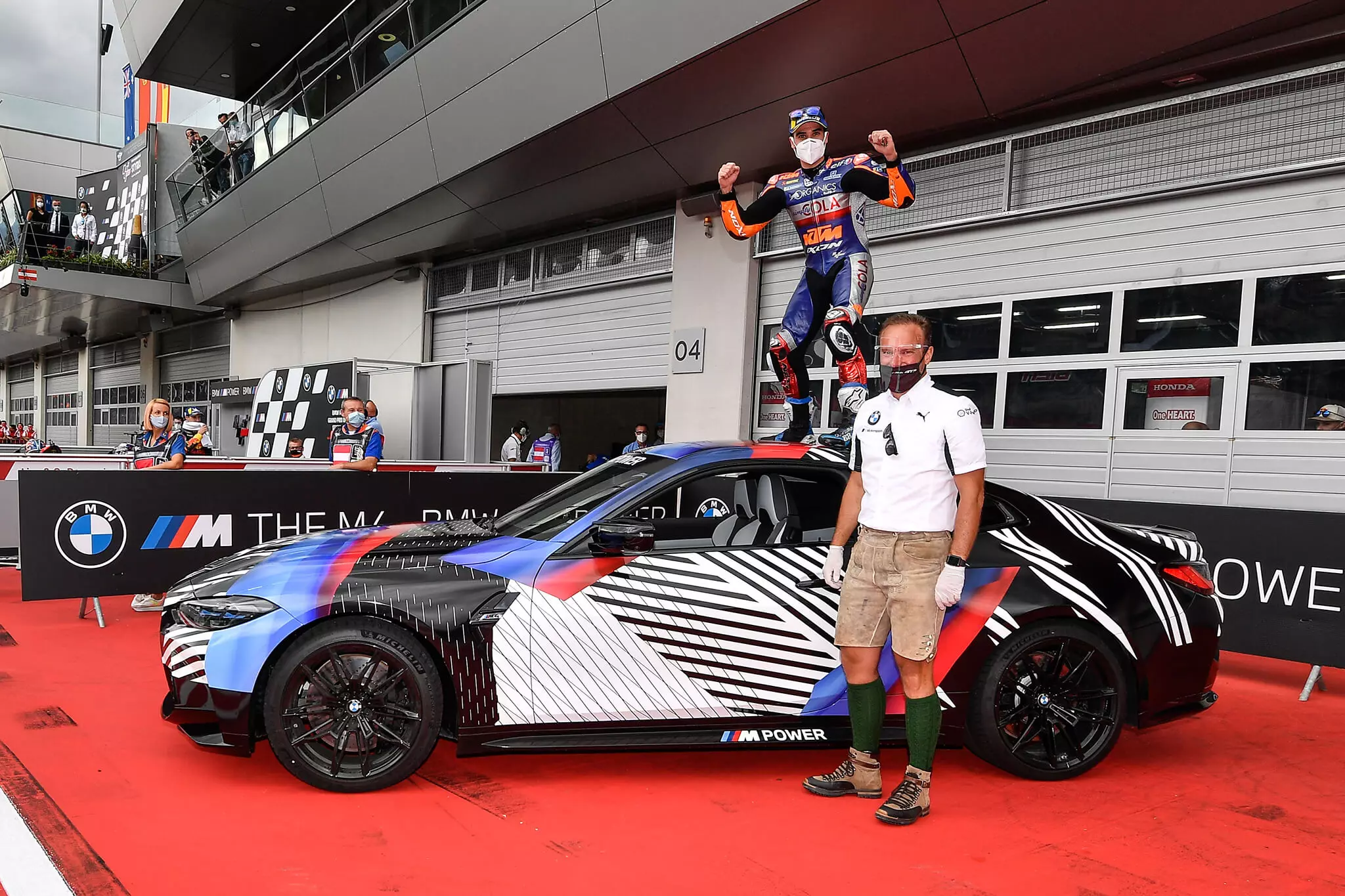 What do Miguel Oliveira's Hyundai i30 N and Miguel Oliveira's KTM RC16 have in common? 13131_7