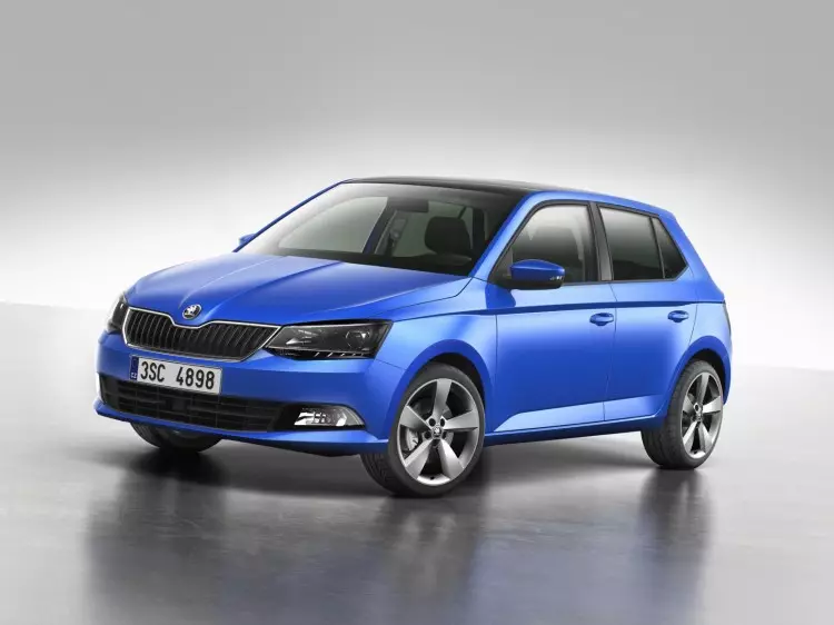 Нова Skoda Fabia 2015 1