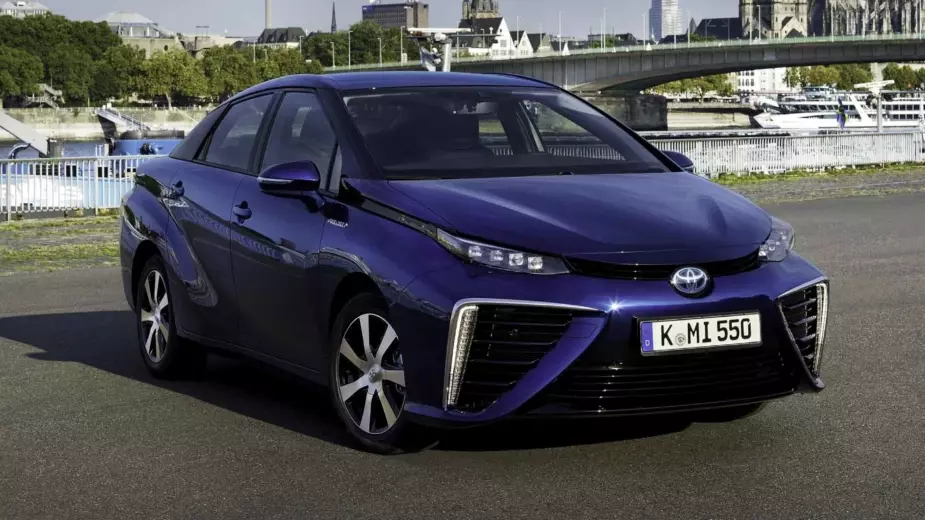 It looks like magic. Toyota wants to make fuel (hydrogen) from air