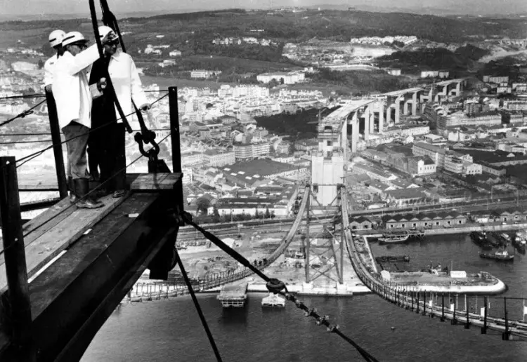 ponte 25 aprile 11