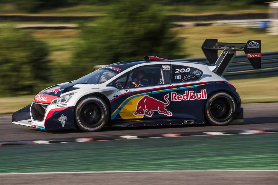 Peugeot 208 T16 Kab