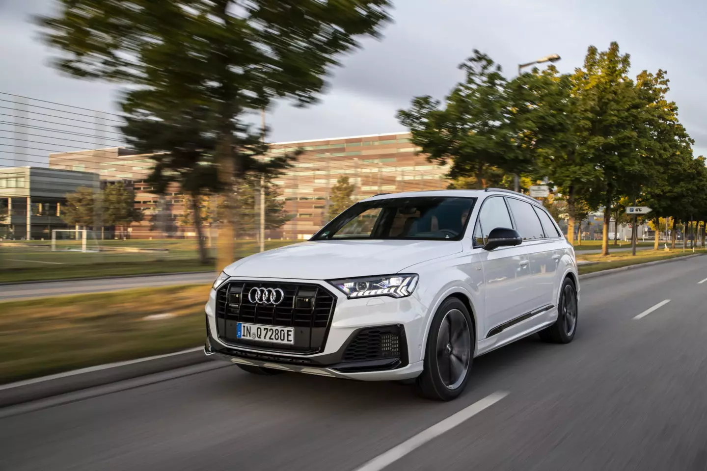 Ngwakọ ngwakọ Audi Q7